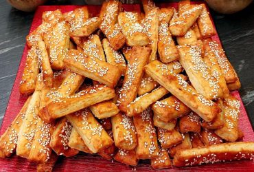 Αλμυρά μπισκότα μπατόν σαλέ - Cheese Breadsticks Savory Crackers