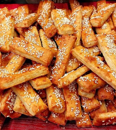 Αλμυρά μπισκότα μπατόν σαλέ - Cheese Breadsticks Savory Crackers