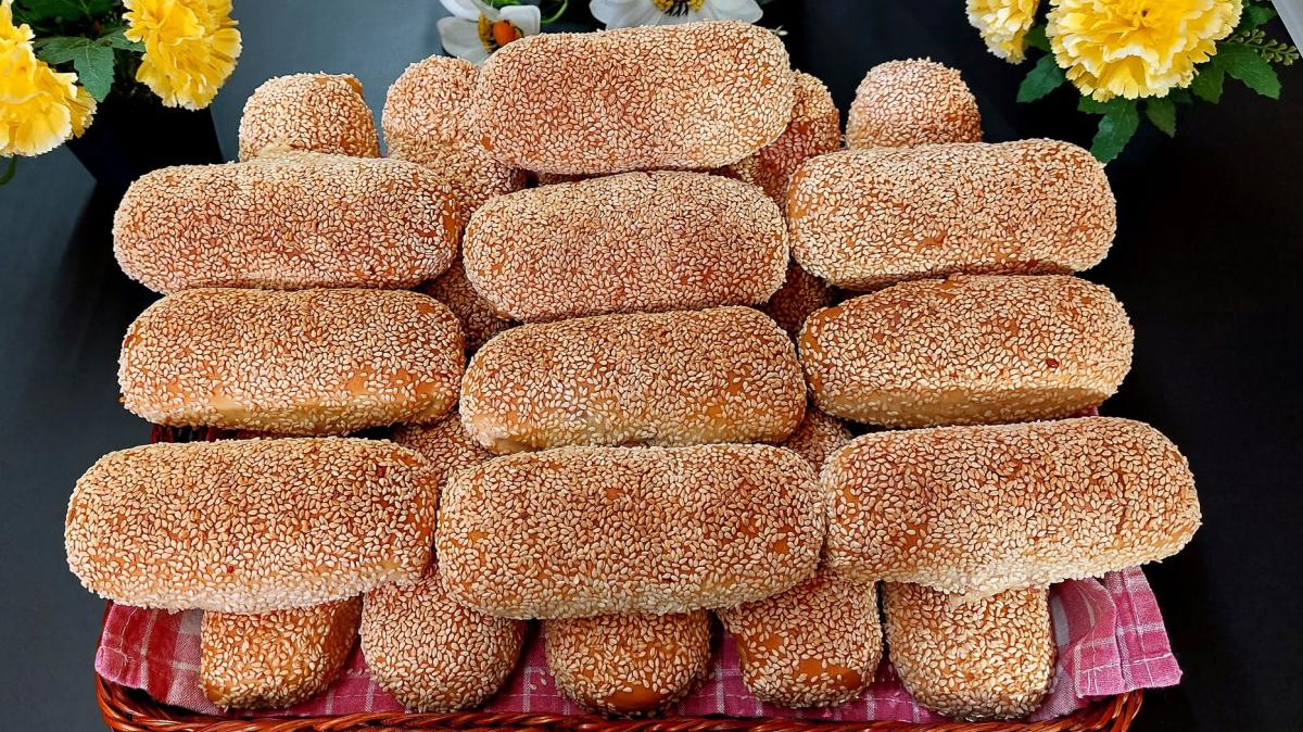 Χειροποίητα ψωμάκια σάντουιτς γεμιστά - Stuffed Bread Rolls
