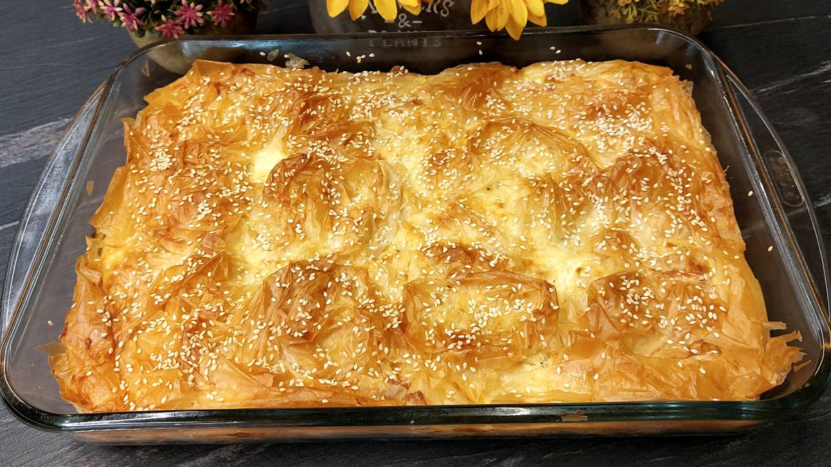 Τυροπιτα Σουφλέ σε ταψί - Easy Greek Feta Soufflé Pie