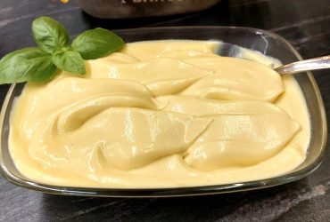 Σπιτική Μαγιονέζα με βραστό αυγό - Homemade Mayonnaise with Hard-Boiled Eggs